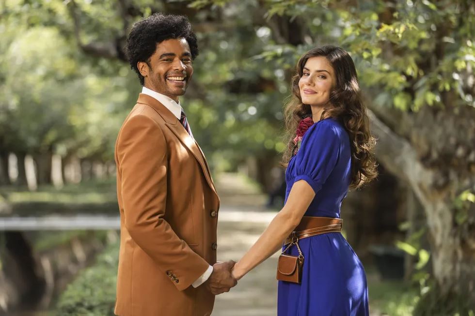 Diogo Almeida e Camila Queiroz formam o casal em 'Amor Perfeito'