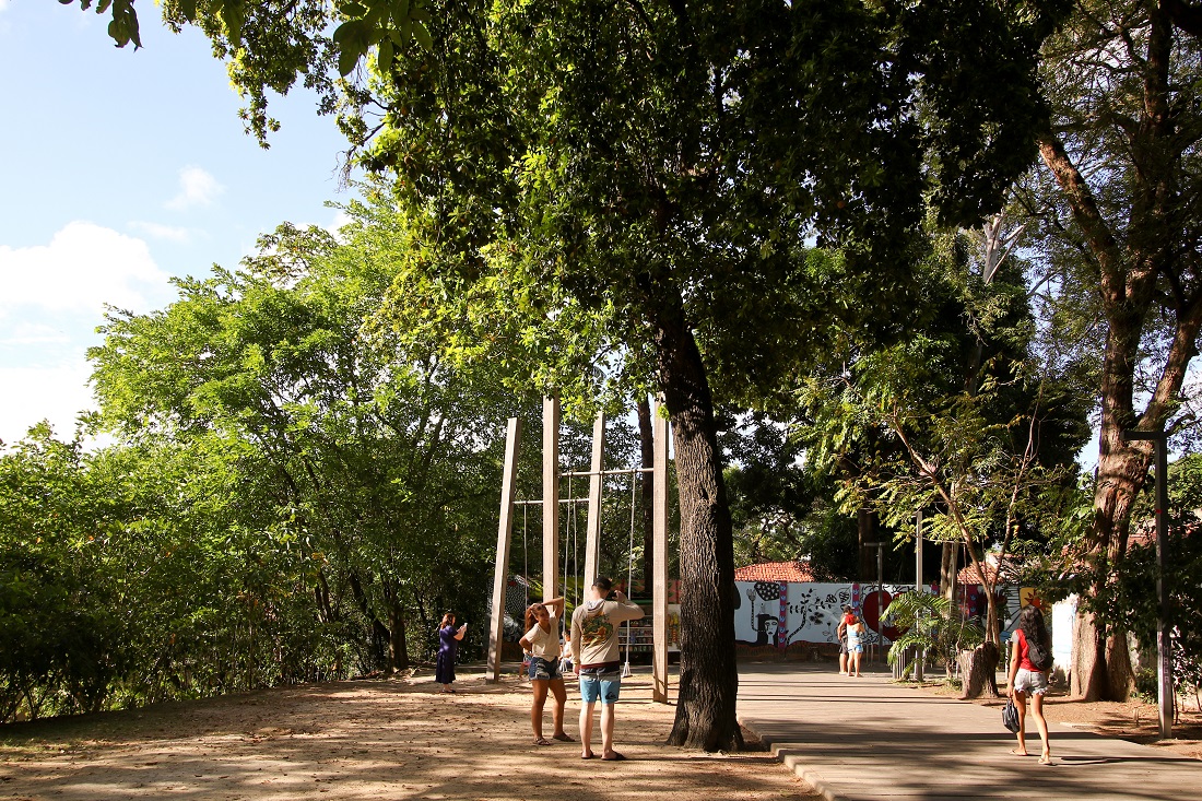 Equipamentos para convício social