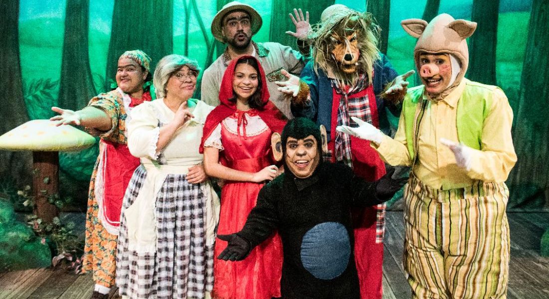 Espetáculo sobre Chapeuzinho Vermelho é atração no Barreto Junior