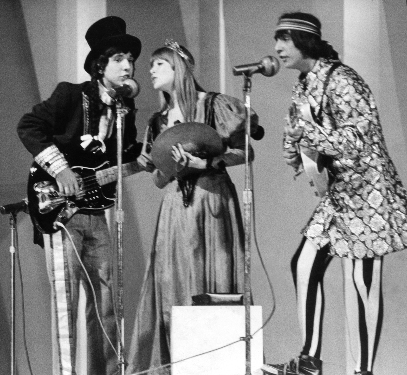 Os Mutantes em 1969. Esquerda para a direita: Arnaldo Baptista, Rita Lee e Sérgio Dias