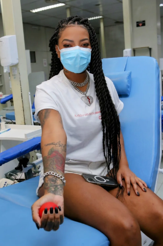 Cantora Ludmilla fez campanha para doação de sangue no Rio de Janeiro