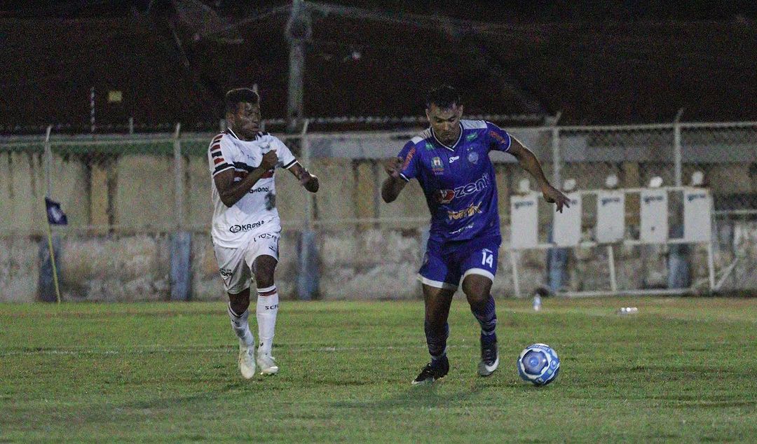 Em jogo marcado por apagão, Santa vira contra o CSE e vence segunda na  Série D - Folha PE