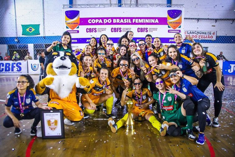 O Taboão foi campeão da Copa do Brasil de futsal feminino no ano passado 