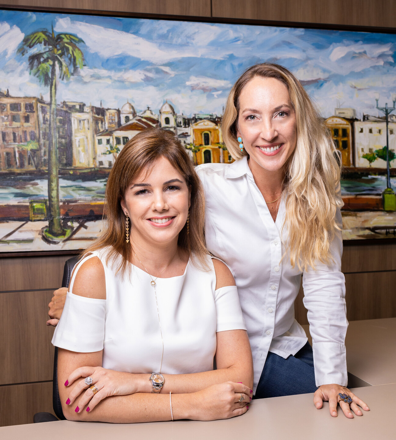 Emmanuelle e Mariana Wanderley, que, com dedicação e liderança exemplar, moldam o caminho de sucesso da Pernambuco Construtora