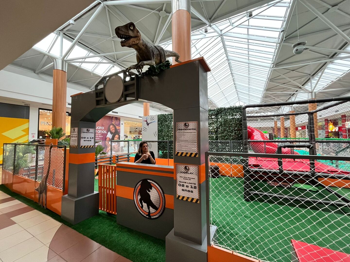 Parque Dino Escape