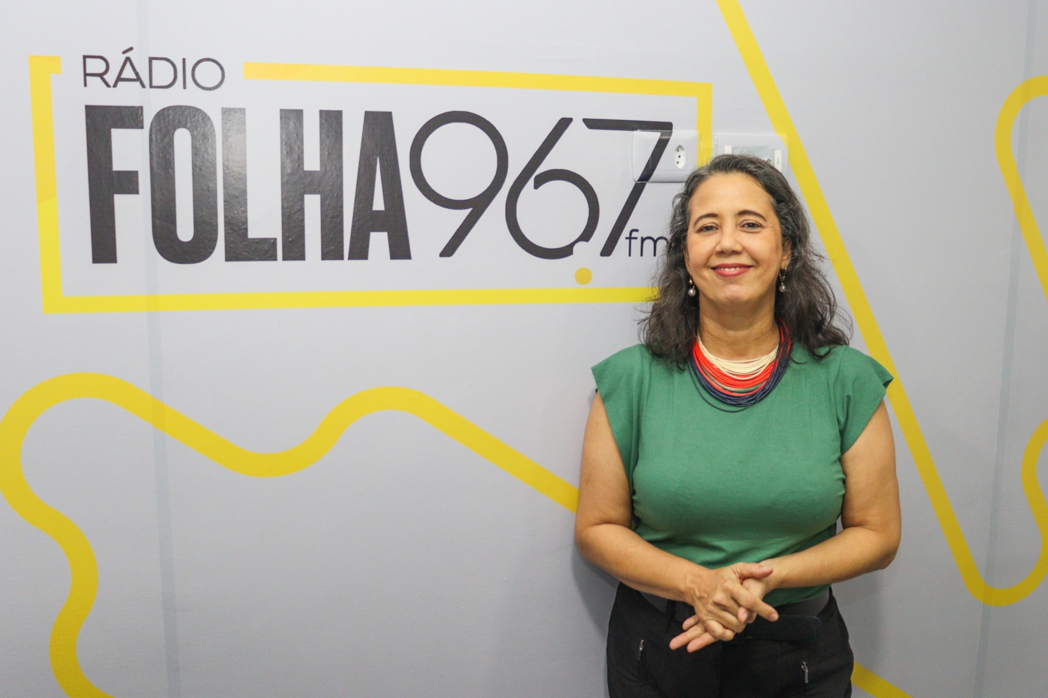 Lina Fernandes na Rádio Folha FM