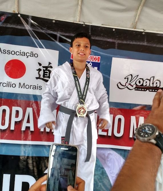 Atleta João Marques conquista medalha na modalidade judô em 2017