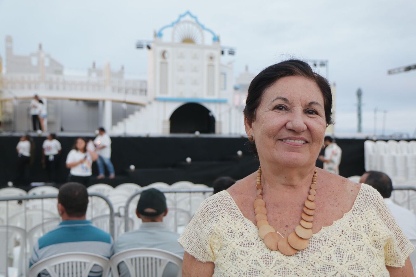 Djane Lima, psicóloga aposentada, chegou cedo para garantir lugar na frente