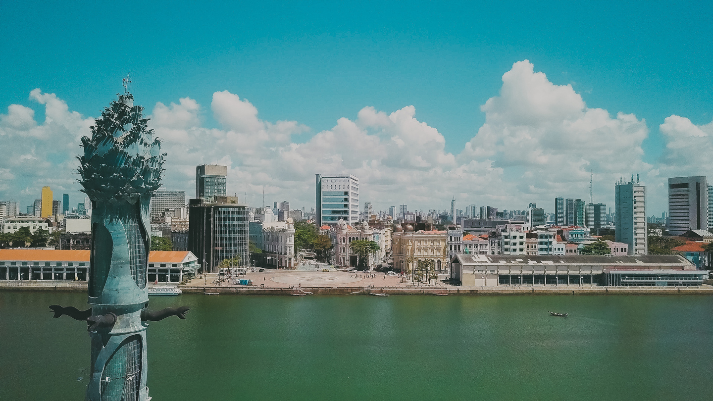 Panorama do Bairro do Recife. 