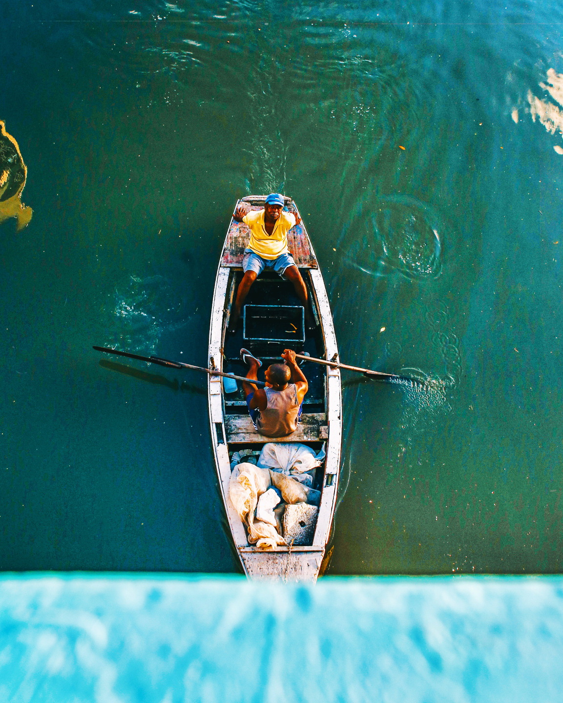 Pescadores no Rio Capibaribe. 