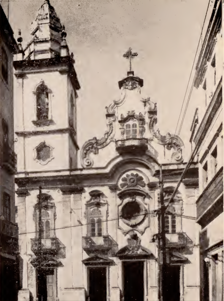  Frontispício de tempos católicos do Recife, década de 1950.  Templos Católicos do Recife. Recife: XXXVI Congresso Eucarístico Internacional, 1955.