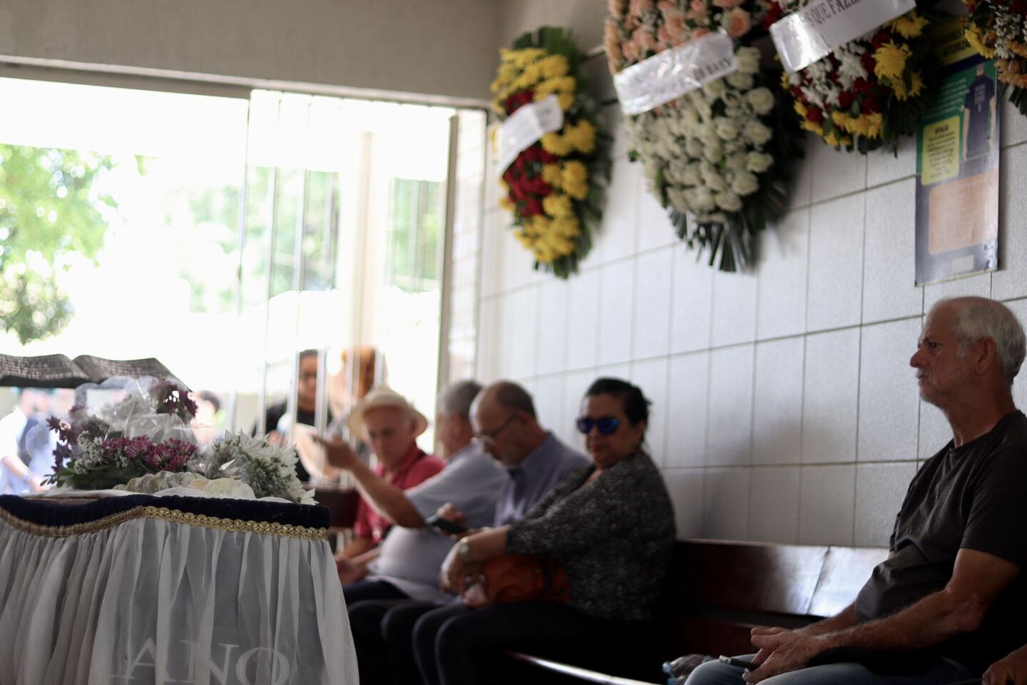  Velório de Dávine Muniz, professora de inglês que faleceu em decorrência de acidente no Parque Mirabilândia.