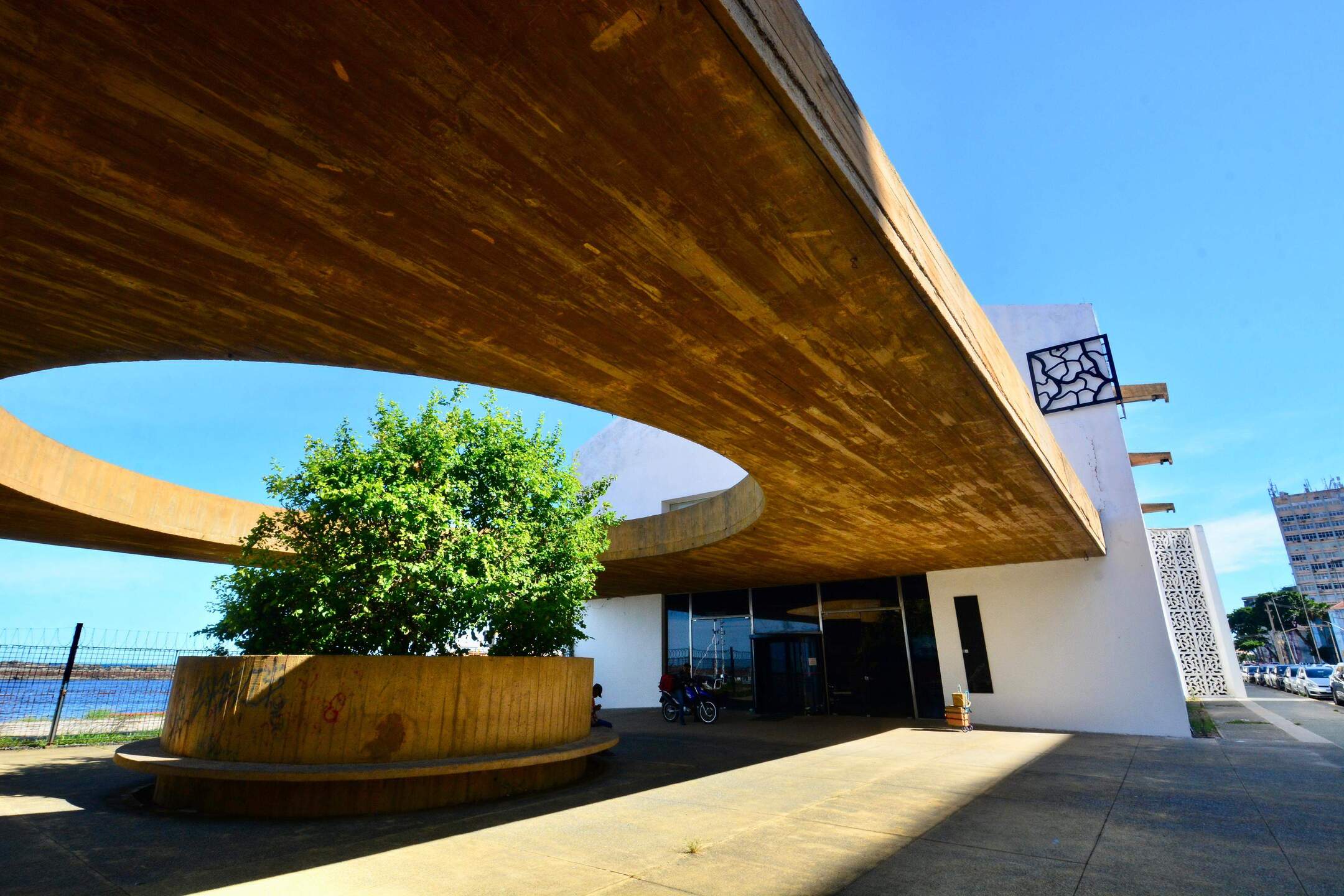 Centro Cultural Cais do Sertão, obra da Gusmão grande vencedora do Prêmio Obra do Ano 2019, do site ArchDaily