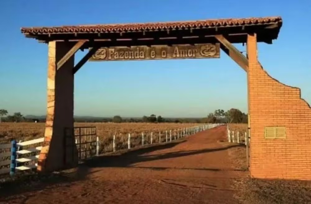 Fazenda de Zezé Di Camargo 