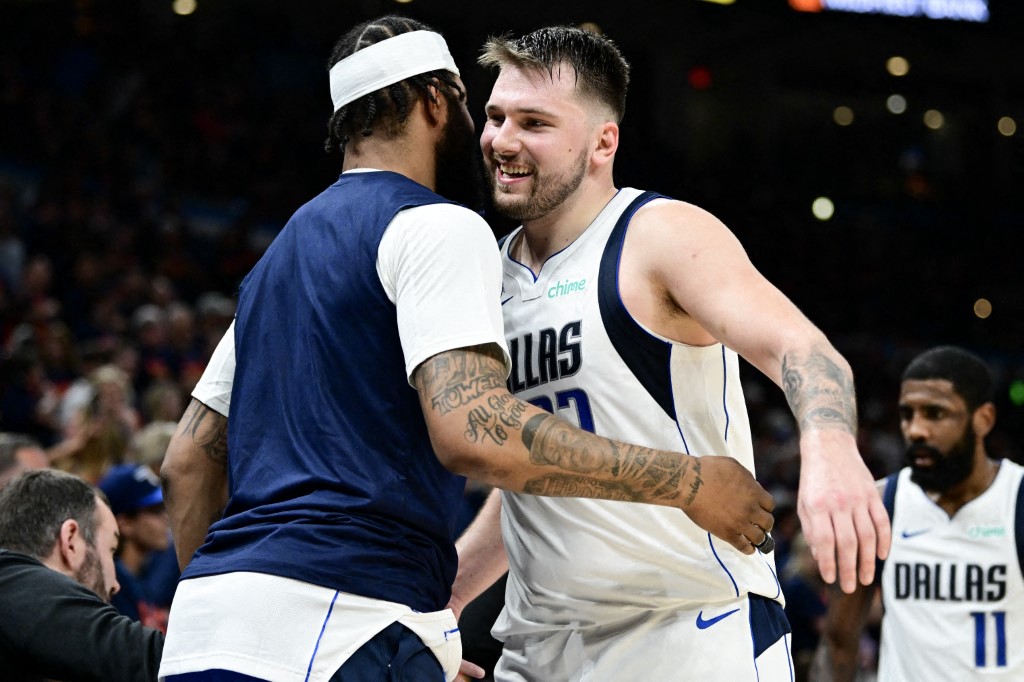 Mavericks vencem e estão a uma vitória da final da Conferência Oeste