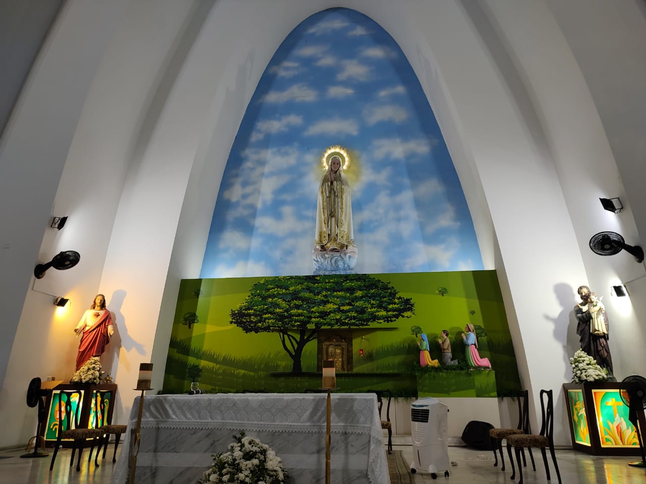 Altar do Santuário de Nossa Senhora de Fátima, no Recife