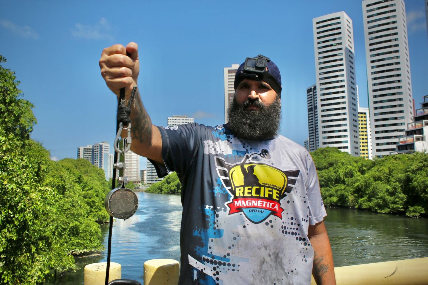 Tiago Pereira Wanderley, pescador de magnéticos que encontrou a granada no rio Capibaribe