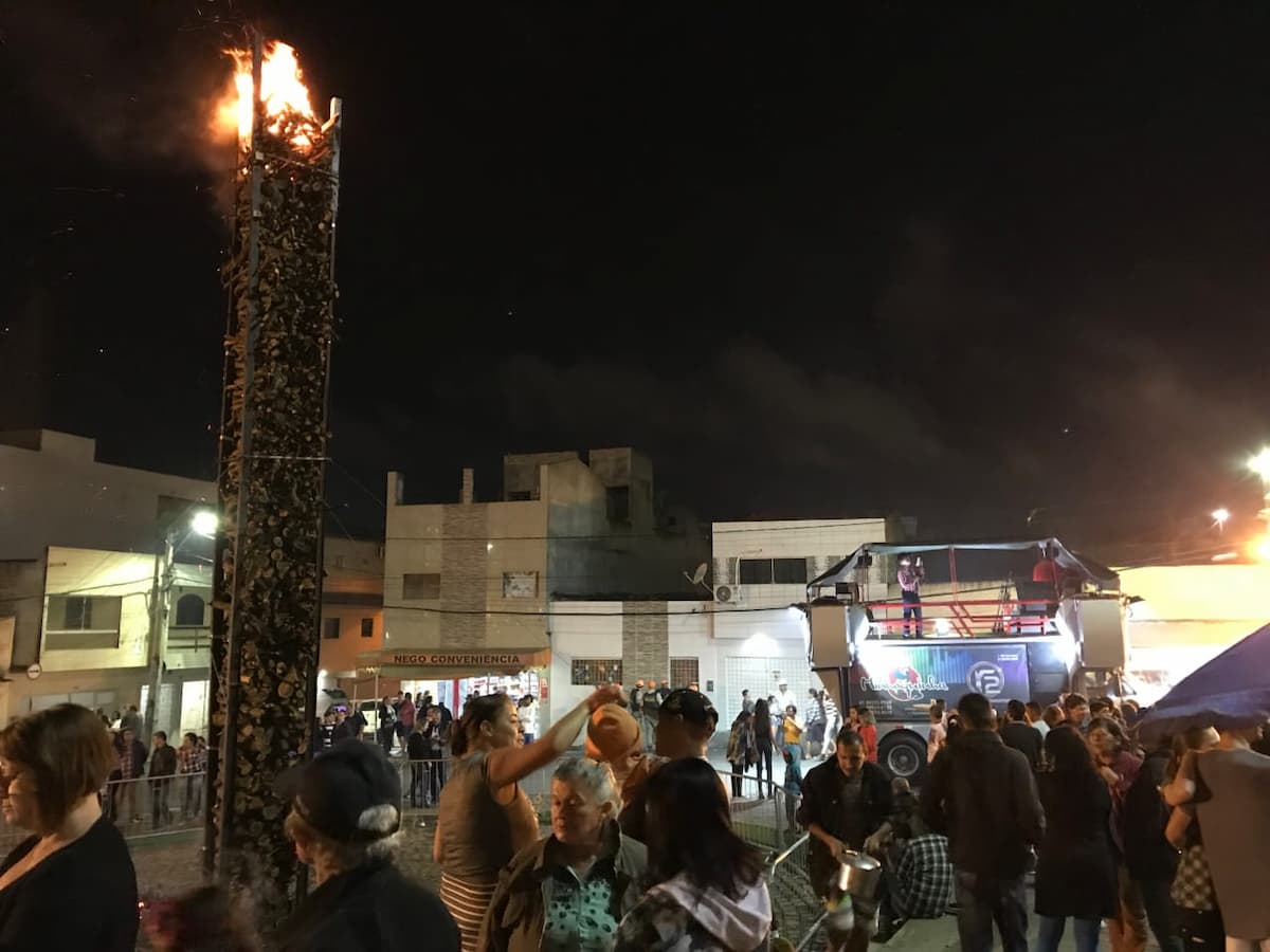 Festa da Maior Fogueira Gigante, de Caruaru 