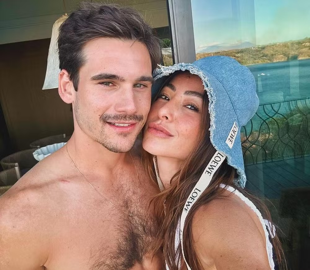 Sabrina Sato assumiu namoro com Nicolas Prattes 