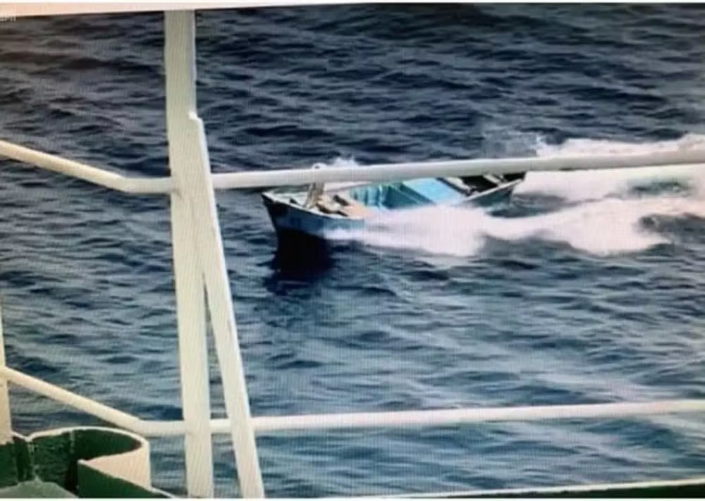 Barco drone kamikaze é usado em ações dos Houthi no Mar Vermelho 