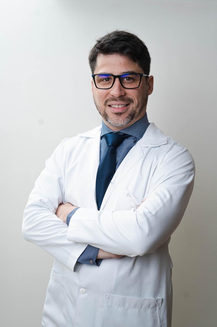 Cirurgião torácico- Cesar Vasconcelos