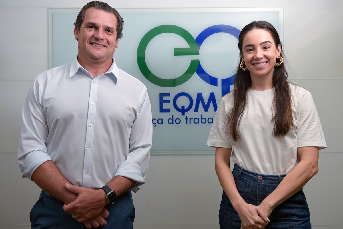 Joanna Costa, diretora de Marketing do Grupo EQM e  Marcos Clemente, diretor-executivo do Grupo EQM