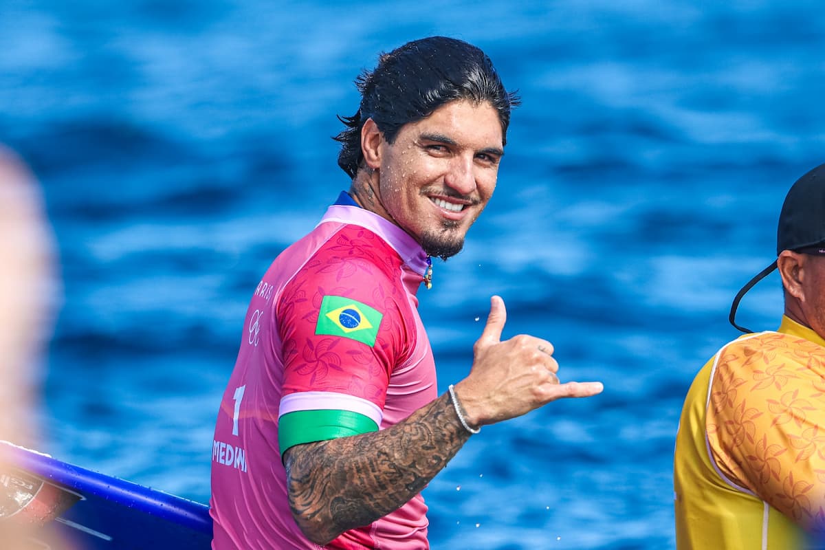 Gabriel Medina é o único brasileiro que permanece na disputa do surfe masculino 