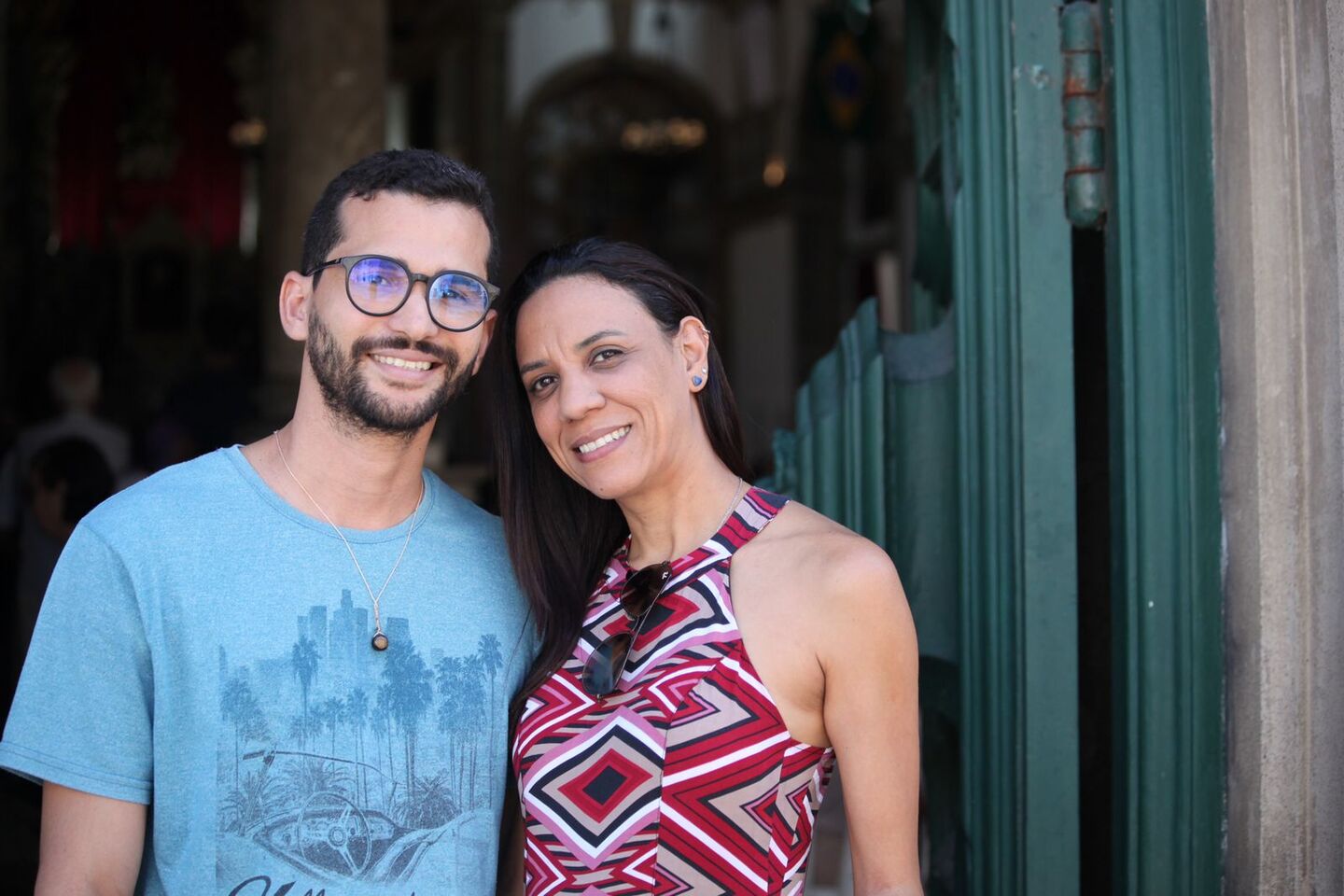 Felipe Santos e sua namorada Juliana Vaz durante a celebração 