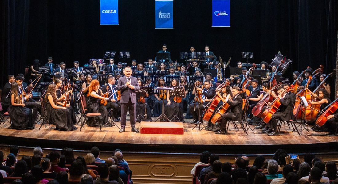 Orquestra Criança Cidadã faz concerto gratuito nesta terça (10), no Santa Isabel, celebrativo aos seus 18 anos