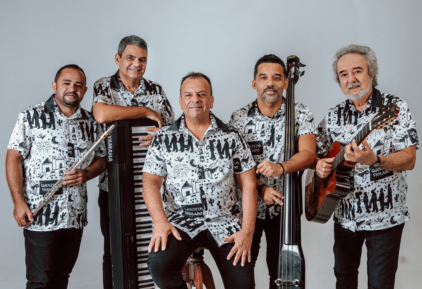 Quinteto Violado se apresenta no Aldeia Yapoatan