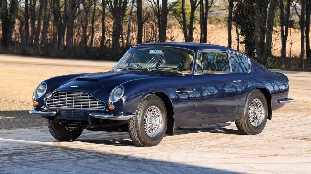 Bentley DB6 de 1970 estava na lista 