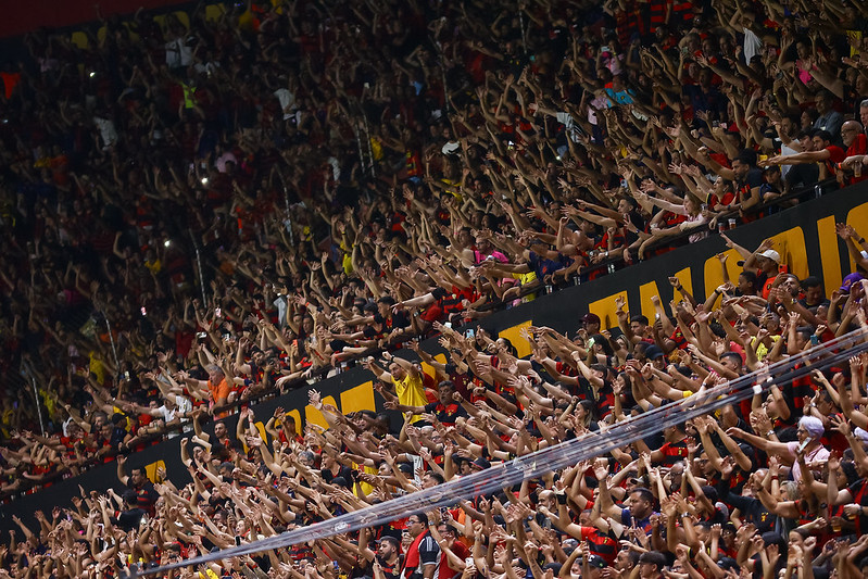 Torcida do Sport na Ilha no último embate contra o Botafogo-SP