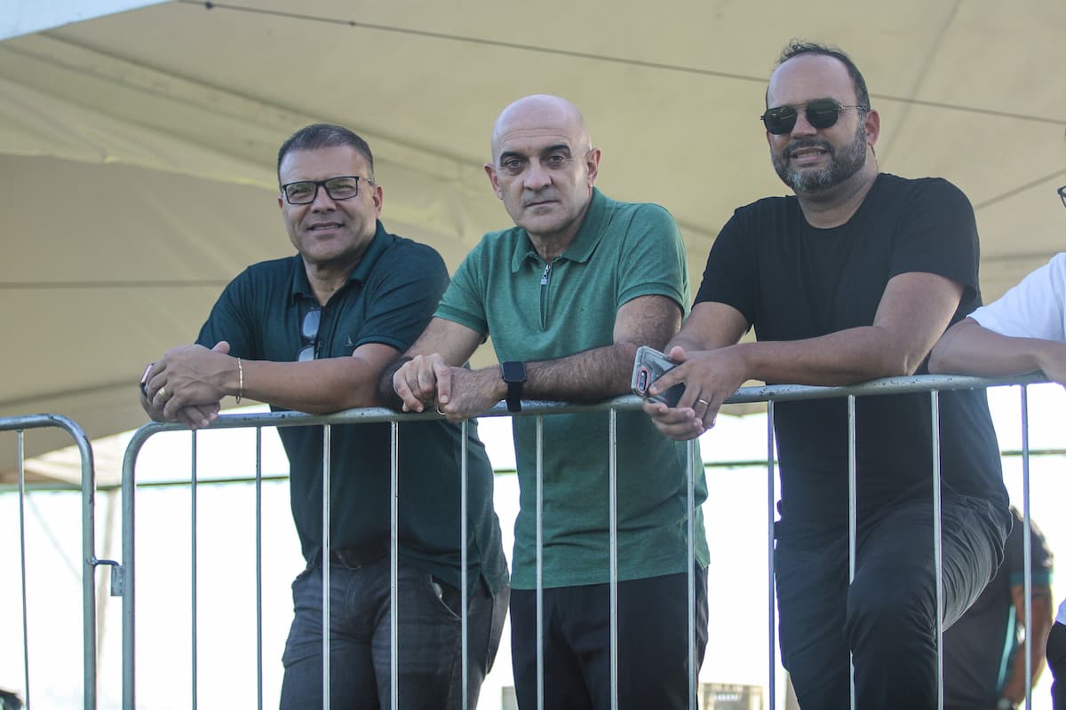 Harlei Menezes, Itamar Schülle e Rômulo Oliveira estiveram presentes para observar o time sub-20