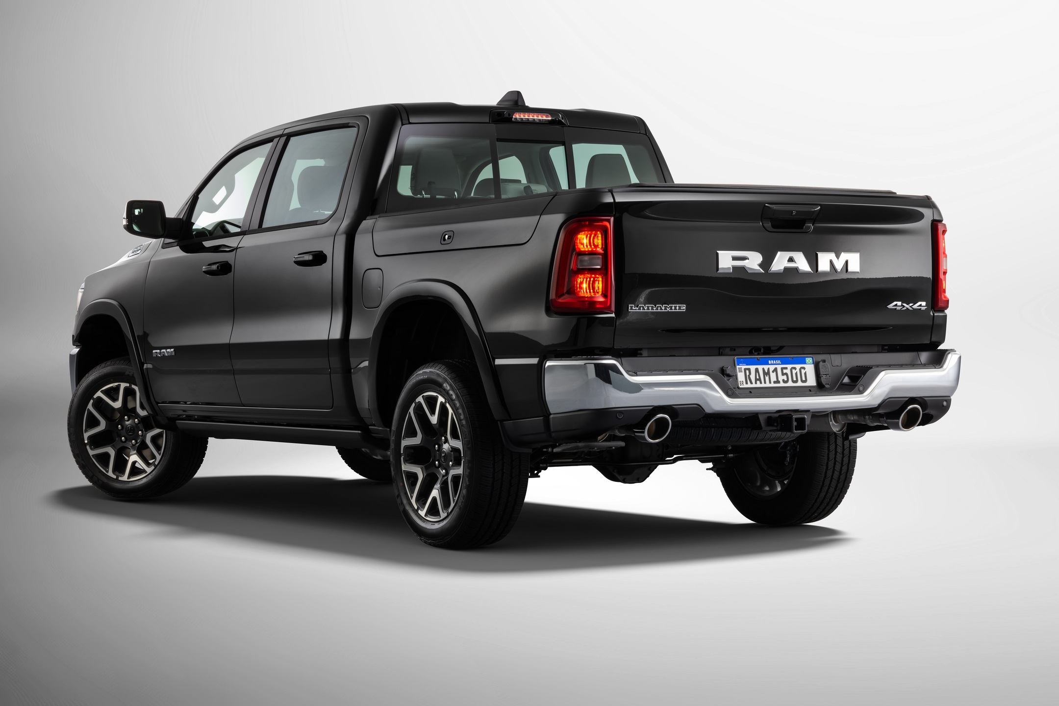 Traseira da Nova Ram 1500. 