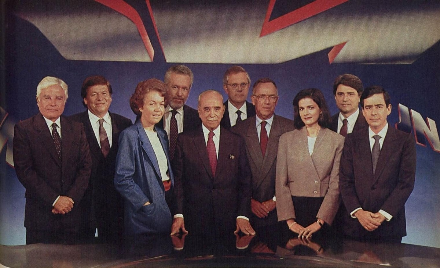 Jornal Nacional: 20 anos, em 1 de setembro de 1989. Na imagem: Cid Moreira, Boni, Alice Maria, Alexandre Garcia, Roberto Marinho, Joelmir Beting, Armando Nogueira, Lillian Witte Fibe, Sergio Chapelin e Paulo Henrique Amorim