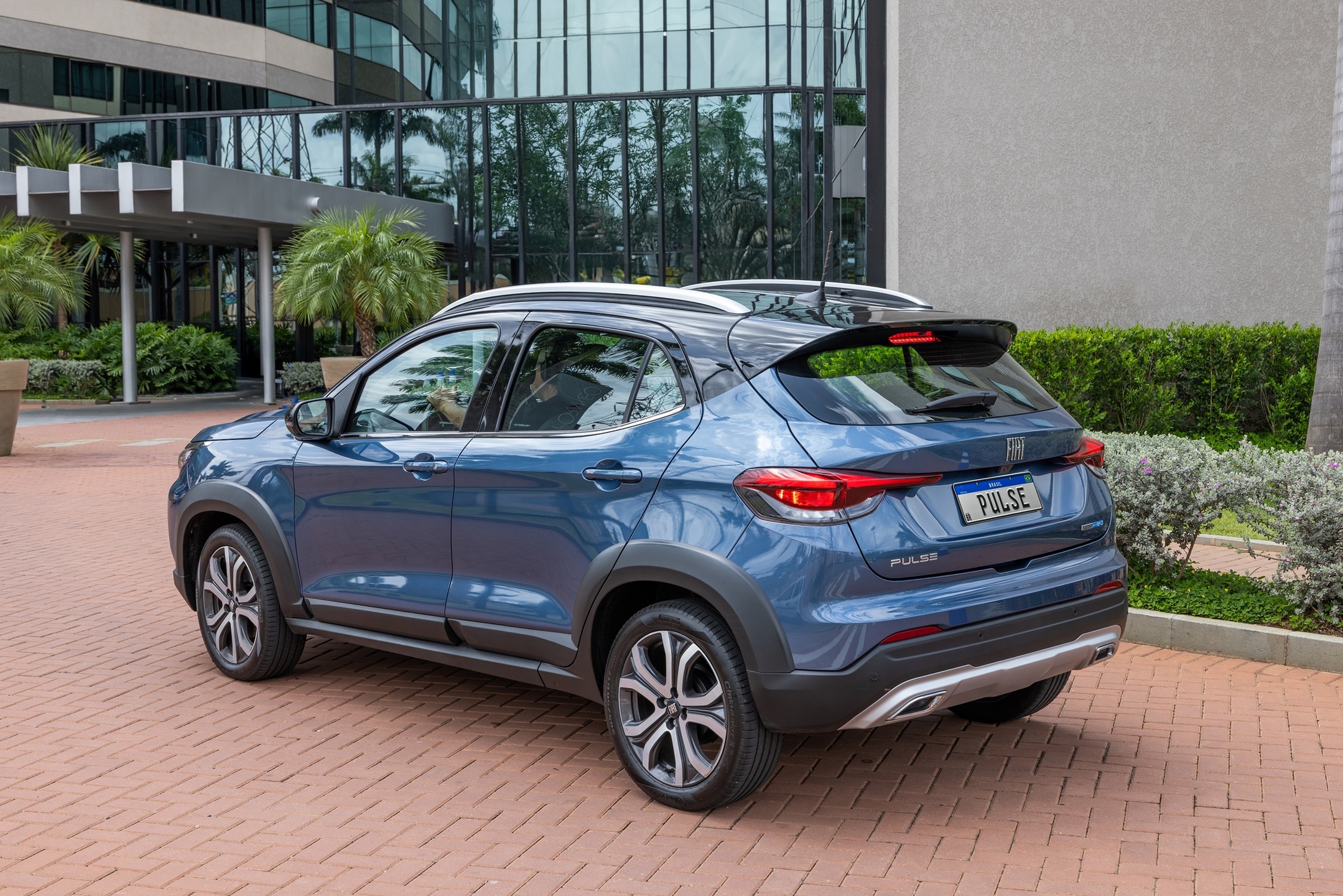 Fiat Pulse Híbrido na versão Impetus. Foto: Stellantis/Divulgação