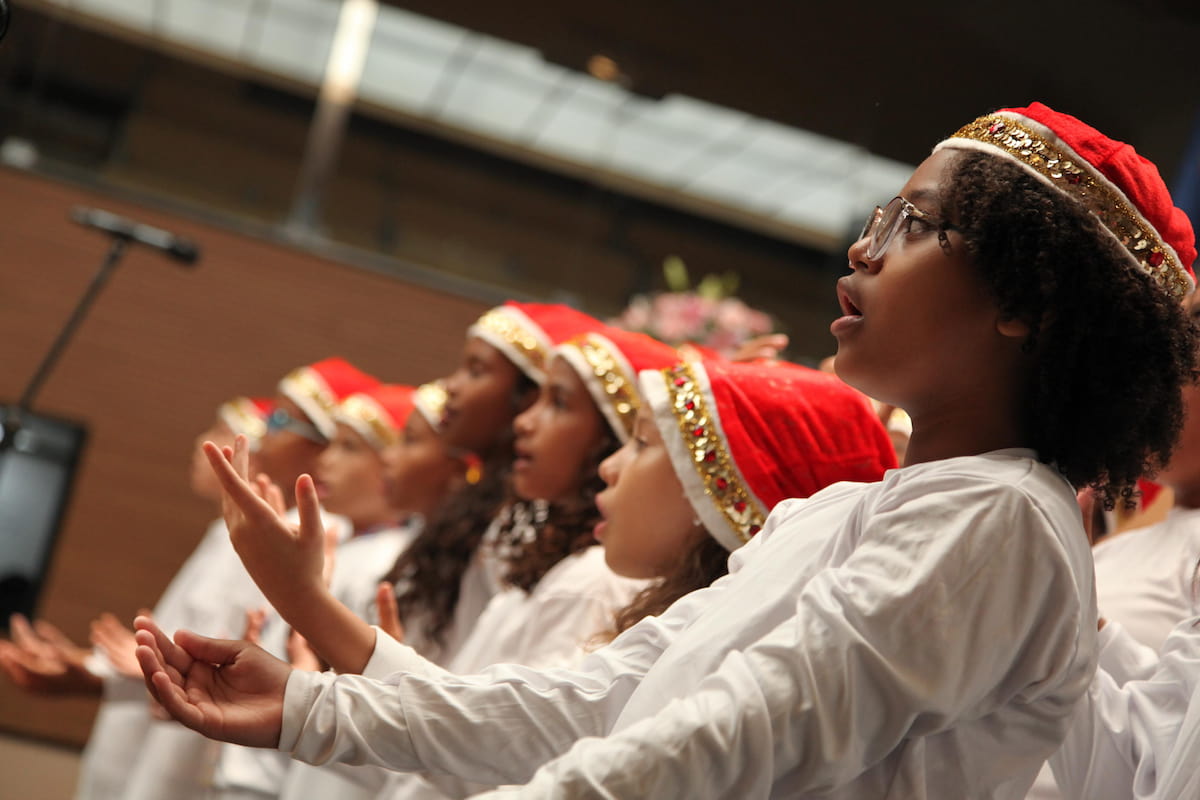 Caixa de Natal: celebrando 10 anos, espetáculo recebe homenagem na Câmara do Recife