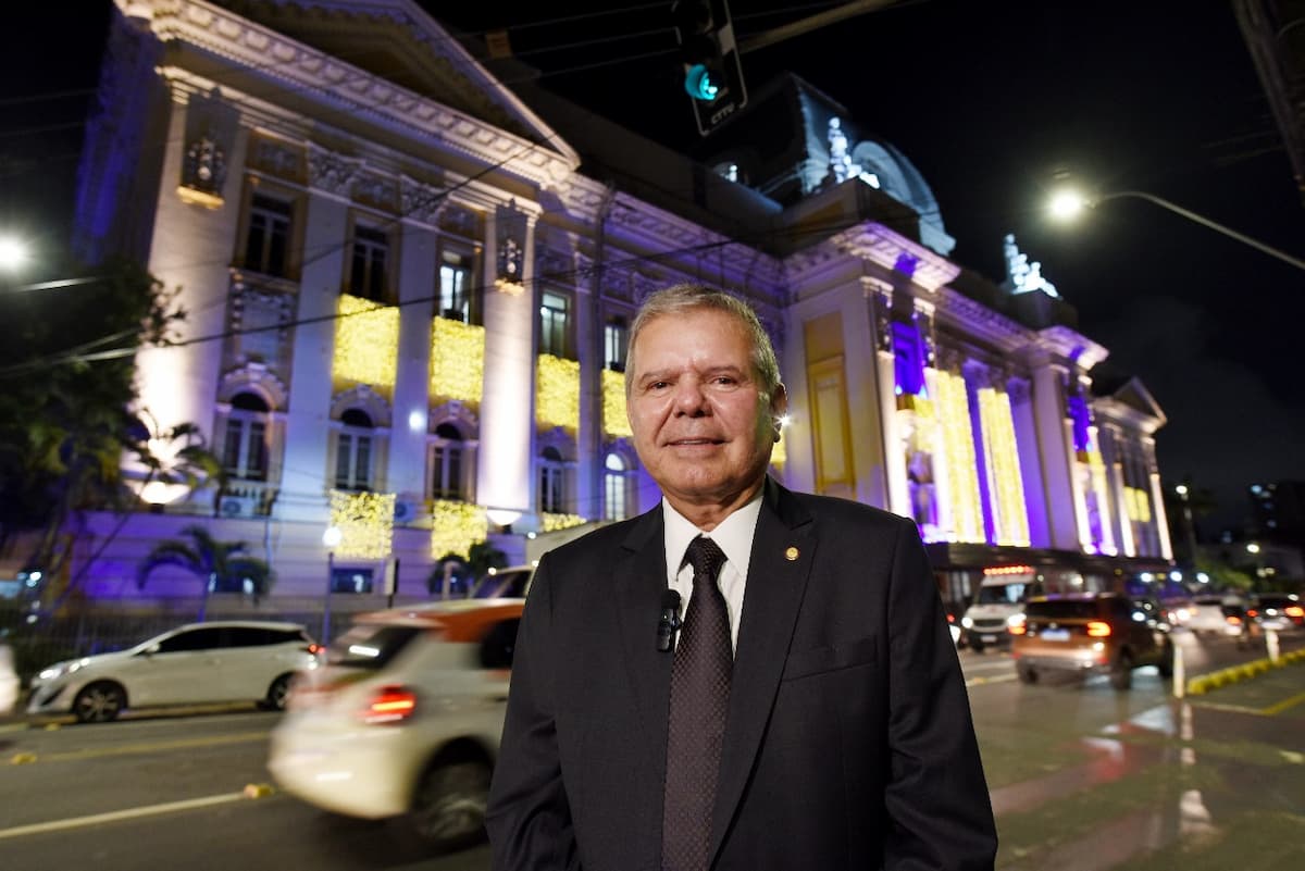 Iluminação natalina do TJPE inaugurada pelo Presidente do órgão de Justiça, Ricardo Paes Barreto