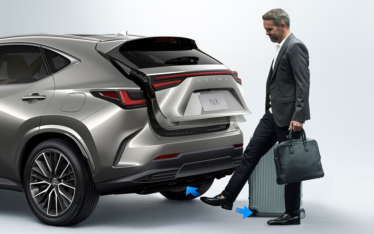 Porta-malas do Lexus NX 350H tem 520 litros e conta com sistema 