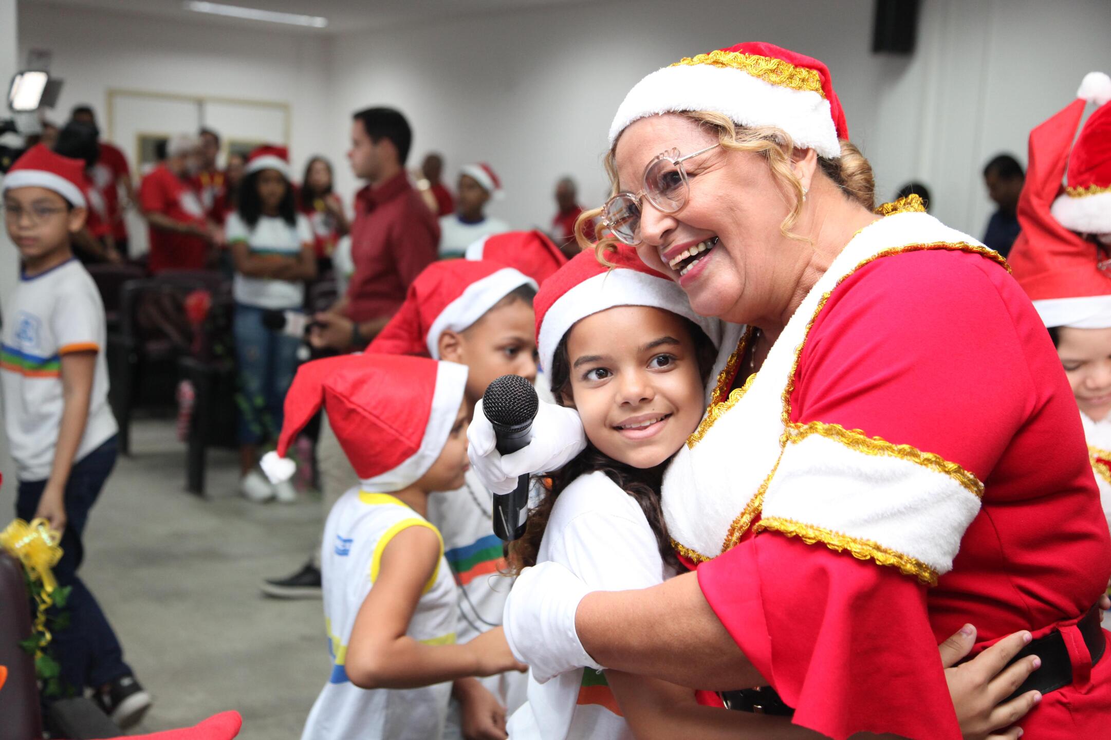 Mamãe Noel dos Correios