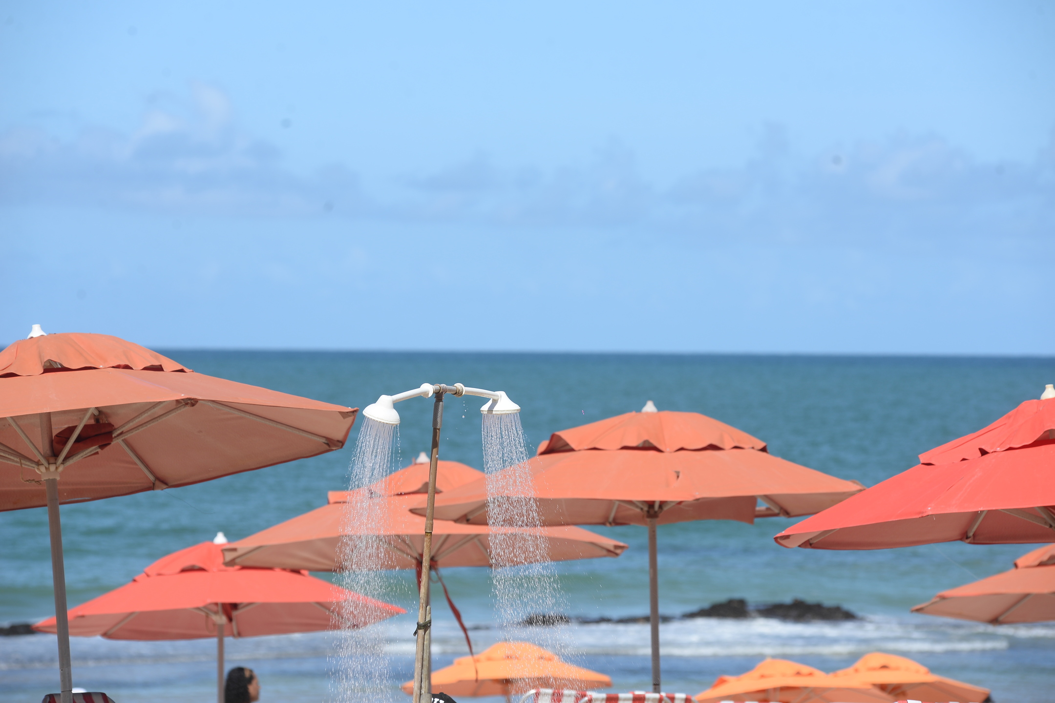  Recomendação é ficar atento ao calor e se o local apresenta bom condicionamento da comida