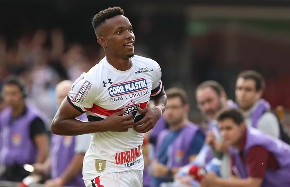 O meia Thiago Mendes, hoje no Lyon, durante sua passagem pelo SFPC 