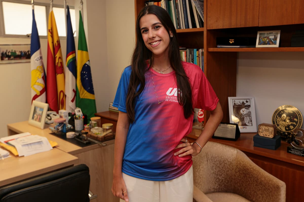 Giovanna Pernambuco Vieira,17 anos, segundo lugar do Sistema Universal.