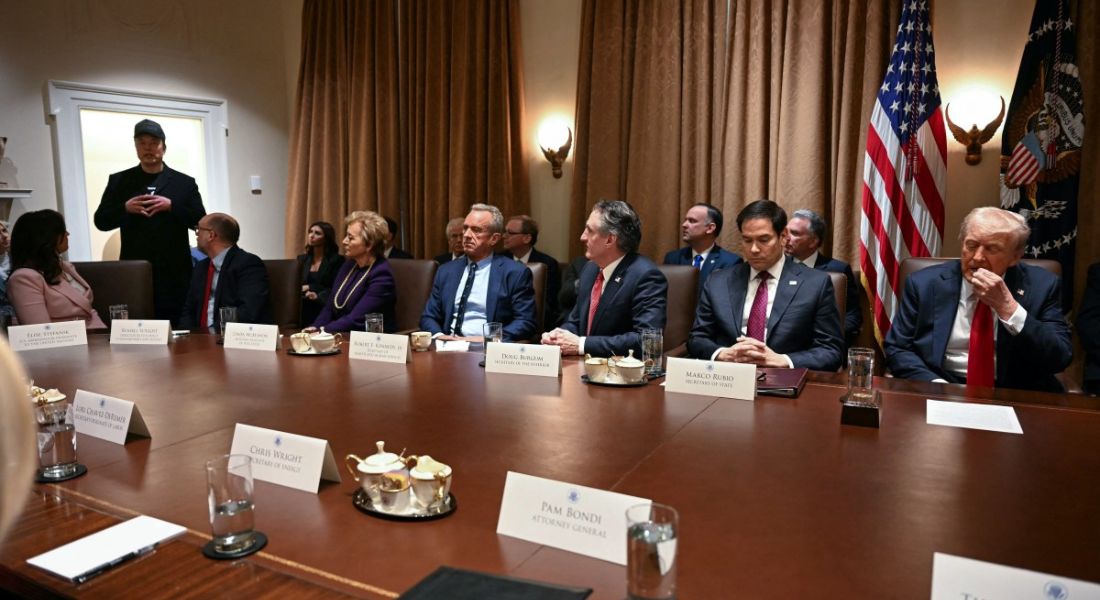 Primeira reunião do Gabinete de Trum - Foto: Jim Watson/AFP