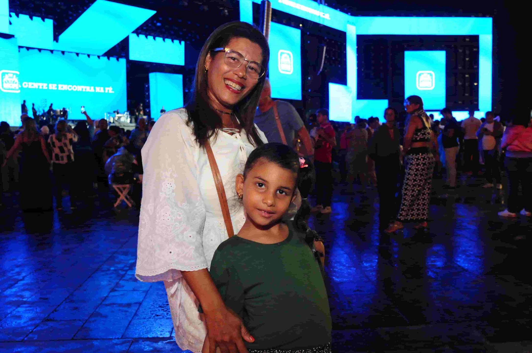 Neide Oliveira veio de Itabuna, interior da Bahia, só para acompanhar a gravação do DVD