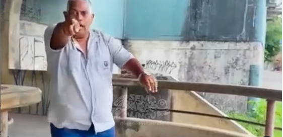 Agressor de uma criança com Síndrome de Down e sua mãe na rampa externa na Estação Alto do Céu 