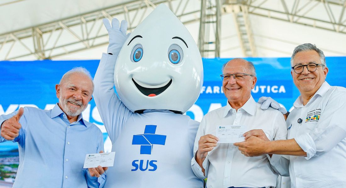 Lula, Alckmin e Padilha no lançamento da campanha nacional de vacinação contra a gripe