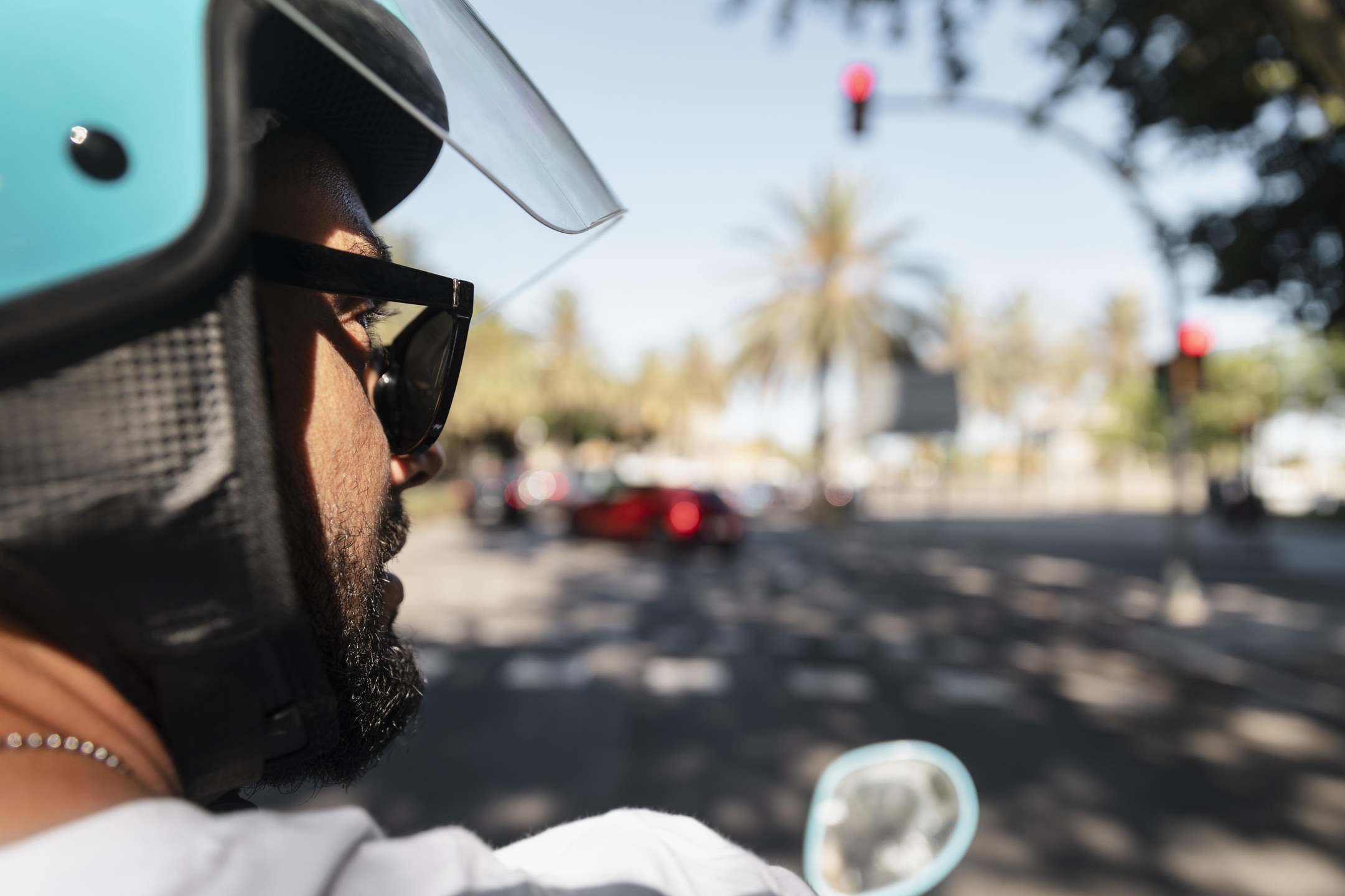 Excesso de confiança e intensidade do trânsito urbano contribuem para o indice de infrações.