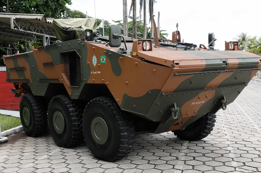 Viatura Blindada Guarani, que estará em exposição no Parque da Tamarineira, no Recife