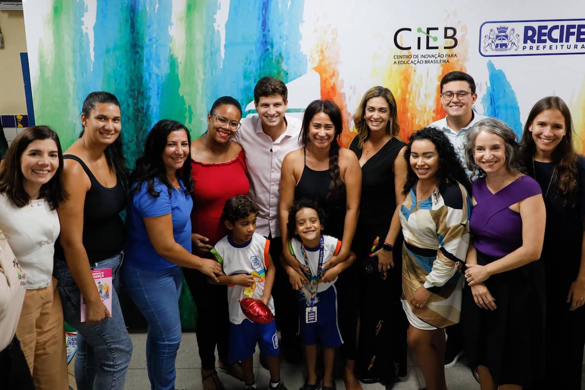 Prefeitura do Recife lança Caderneta da Criança